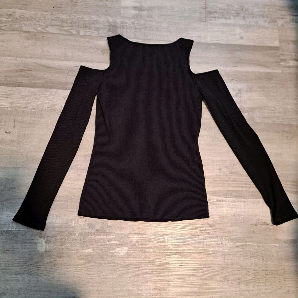 Gap Black Long Sleeved Top Cold Shoulder Size M - Picture 2 of 8